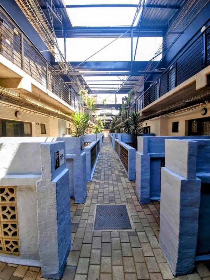 Kaleaba House In Vibey Maboneng Precint Appartamento Johannesburg Esterno foto