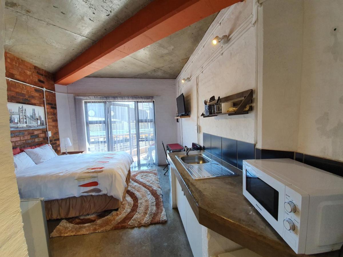 Kaleaba House In Vibey Maboneng Precint Appartamento Johannesburg Esterno foto